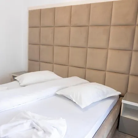 Roxana 艾福雷诺德